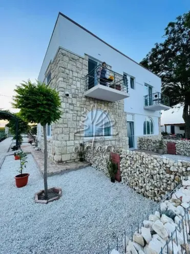 Camere de Închiriat HALTA PESCĂRUȘ