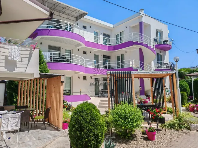 APARTAMENTE ȘI CAMERE DE ÎNCHIRIAT VANESSA ȘI ARIANA